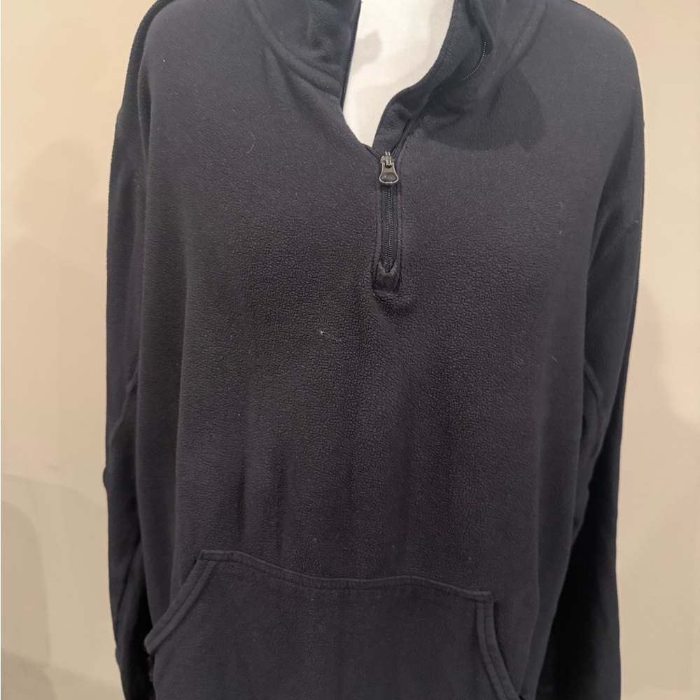 Women’s Under Armour Black Semi-Fitted Coupe Quarter Zip Pullover